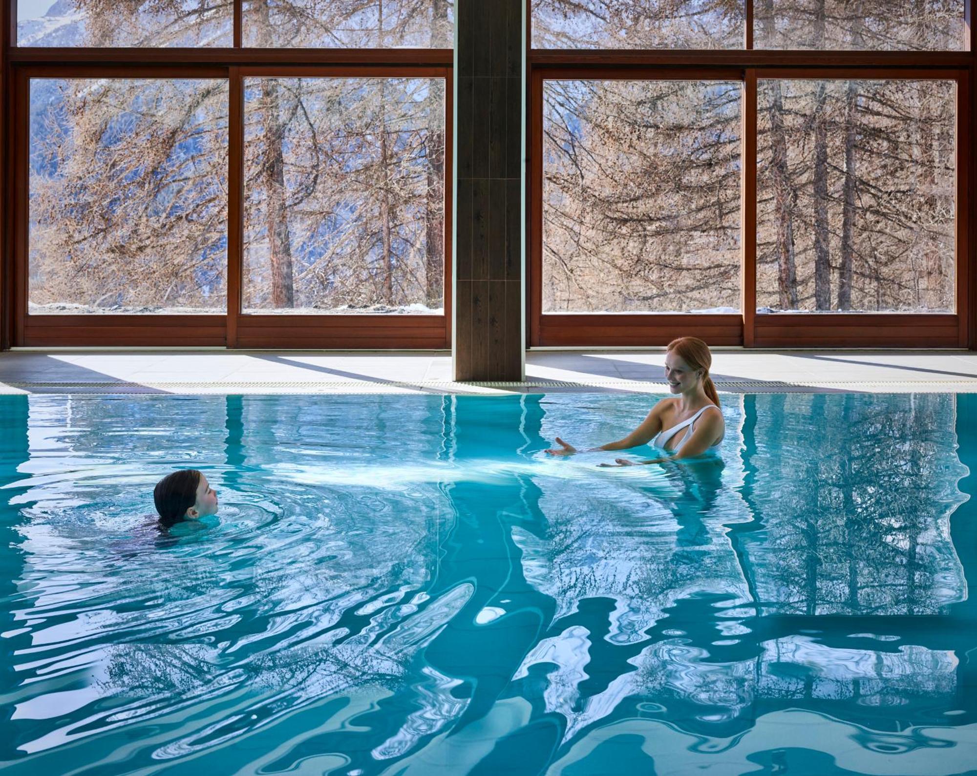 Hotel Sansicario Majestic チェザーナ・トリネーゼ エクステリア 写真